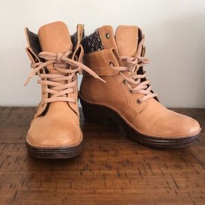 Bionica Tan Leather Ankle Boots 8.5 – Cushioned Comfort Wedge Boots